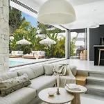 Villa Matda Beachfront Puente - Marbella