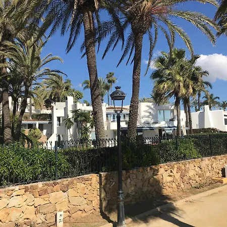 Matda Beachfront Puente - 마르베야