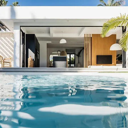 Villa Matda Beachfront Puente -