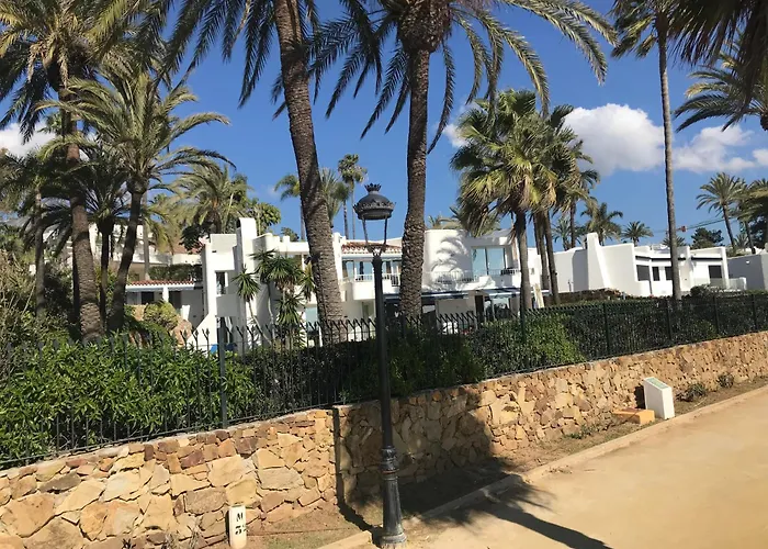 Matda Beachfront Puente - *