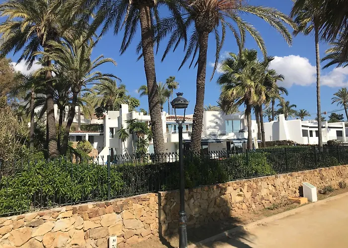 Matda Beachfront Puente - マルベーリャ