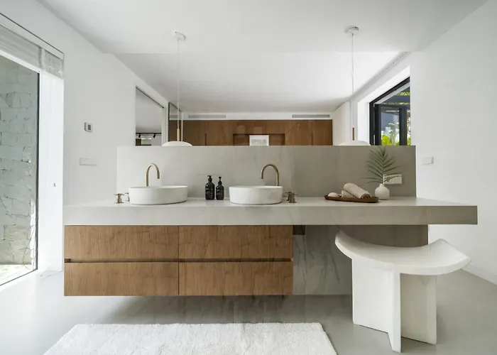 Вилла Matda Beachfront Puente - Марбелья