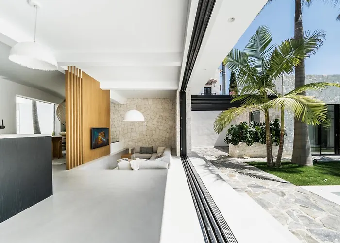 Matda Beachfront Puente - Вилла Марбелья