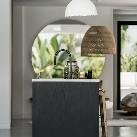 Matda Beachfront Puente - Villa Marbella